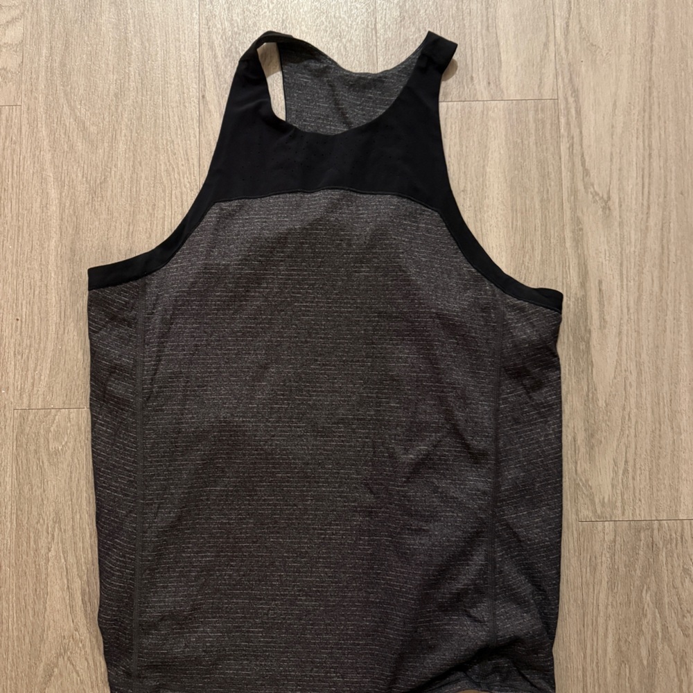 Lululemon Women's Black and Gray Open Back Tank Top